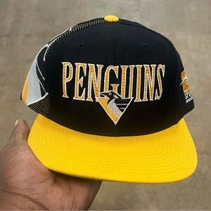 Vintage Sports Specialties Pittsburgh Penguins Snapback